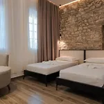 Helin's By Backpackers Hostel *