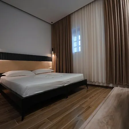 Hostel Helin's By Backpackers