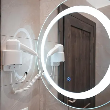 Helin's By Backpackers Berat