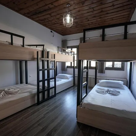 Helin's By Backpackers