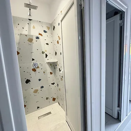 Hostel Helin's By Backpackers *