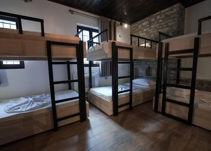 Helin's By Backpackers *