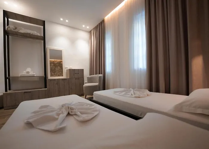 Hostel Helin's By Backpackers Berat