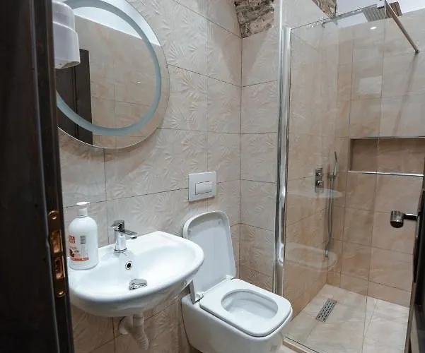 Helin's By Backpackers *