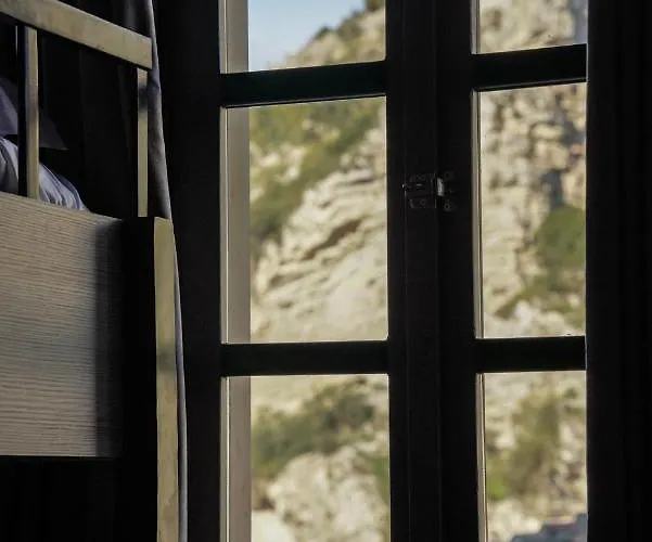 Helin's By Backpackers *