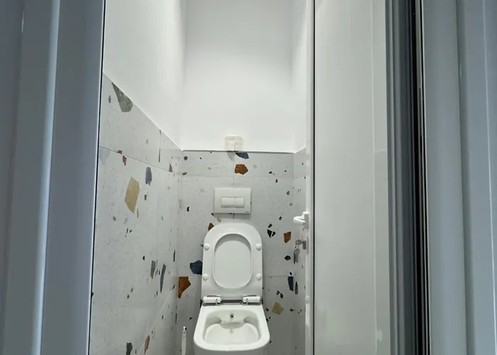 Hostel Helin's By Backpackers *