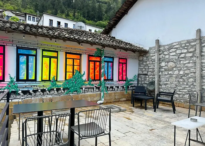 Hostel Helin's By Backpackers *