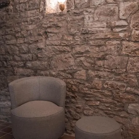 Hostel Helin's By Backpackers *