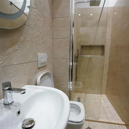 Helin's By Backpackers