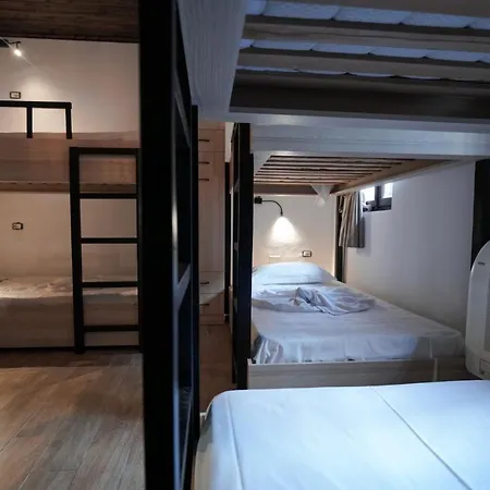 Hostel Helin's By Backpackers Berat